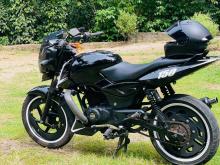 Bajaj Pulsar 150 2016 Motorbike