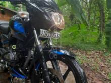 https://riyasewana.com/uploads/bajaj-pulsar-150-31174121487364.jpg