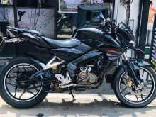 https://riyasewana.com/uploads/bajaj-pulsar-150-316354913803.jpg