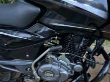 https://riyasewana.com/uploads/bajaj-pulsar-150-32246504683.jpg