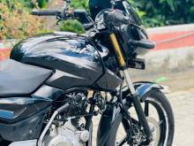Bajaj Pulsar 150 2016 Motorbike