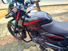 https://riyasewana.com/uploads/bajaj-pulsar-150-41549406655.jpg