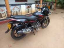 https://riyasewana.com/uploads/bajaj-pulsar-150-416132813462.jpg