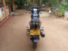 https://riyasewana.com/uploads/bajaj-pulsar-150-41613281362346.jpg