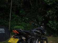https://riyasewana.com/uploads/bajaj-pulsar-150-419284313452.jpg