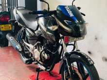 Bajaj Pulsar 150 2016 Motorbike