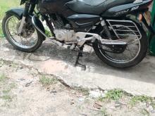 Bajaj Pulsar 150 2004 Motorbike