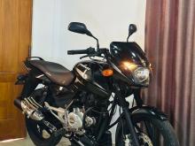 Bajaj Pulsar 150 2015 Motorbike