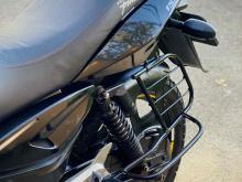 https://riyasewana.com/uploads/bajaj-pulsar-150-68500124841.jpg