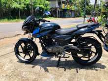 https://riyasewana.com/uploads/bajaj-pulsar-150-71211384443.jpg