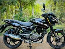 Bajaj Pulsar 150 2017 Motorbike