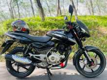 Bajaj Pulsar 150 2016 Motorbike