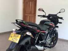 https://riyasewana.com/uploads/bajaj-pulsar-150-719482213114.jpg