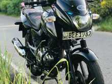 Bajaj Pulsar 150 2016 Motorbike