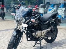 Bajaj Pulsar 150 2015 Motorbike