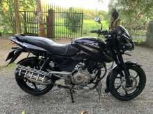 Bajaj Pulsar 150 2016 Motorbike
