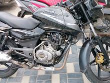 Bajaj Pulsar 150 2018 Motorbike