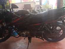 https://riyasewana.com/uploads/bajaj-pulsar-150-912582913873.jpg