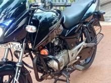 Bajaj Pulsar 150 2016 Motorbike