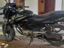 Bajaj Pulsar 2016 motorcycle