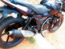 https://riyasewana.com/uploads/bajaj-pulsar-180-10054476536.jpg