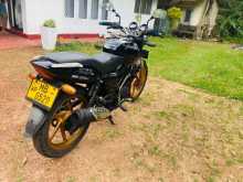 https://riyasewana.com/uploads/bajaj-pulsar-180-101304054883.jpg