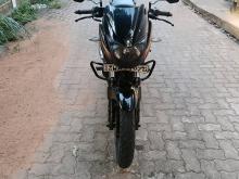 Bajaj Pulsar 180 2011 Motorbike