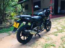 https://riyasewana.com/uploads/bajaj-pulsar-180-108280113463.jpg