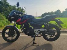 https://riyasewana.com/uploads/bajaj-pulsar-180-11134356244.jpg