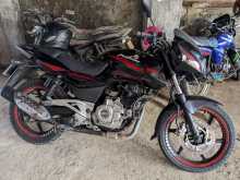 Bajaj Pulsar 180 2014 Motorbike