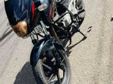 Bajaj Pulsar 180 2016 Motorbike