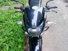 Bajaj PULSAR 180 2016 Motorbike
