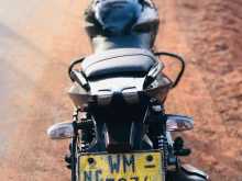 https://riyasewana.com/uploads/bajaj-pulsar-180-121226404153.jpg