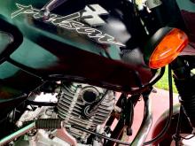 https://riyasewana.com/uploads/bajaj-pulsar-180-1219502219595.jpg