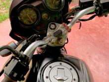 https://riyasewana.com/uploads/bajaj-pulsar-180-1219502219986.jpg