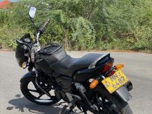 https://riyasewana.com/uploads/bajaj-pulsar-180-129595019964.jpg