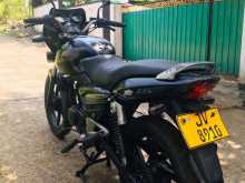 https://riyasewana.com/uploads/bajaj-pulsar-180-1317305813843.jpg