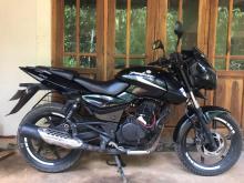 Bajaj Pulsar 180 2010 Motorbike
