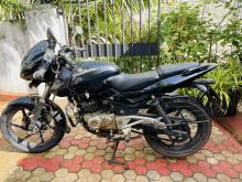 Bajaj Pulsar 180 DTSI 2014 Motorbike