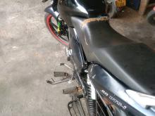 Bajaj Pulsar 180 2004 Motorbike