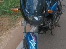 https://riyasewana.com/uploads/bajaj-pulsar-180-161706586973.jpg
