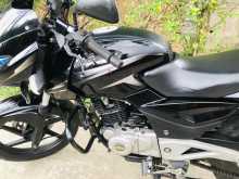 Bajaj Pulsar 180 2016 Motorbike