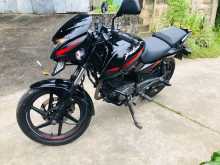 Bajaj Pulsar 180 2017 Motorbike