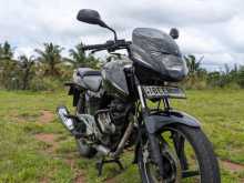 Bajaj Pulsar 180 2016 Motorbike