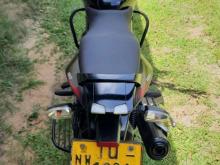 https://riyasewana.com/uploads/bajaj-pulsar-180-171044396465.jpg