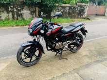 Bajaj Pulsar 180 2016 Motorbike