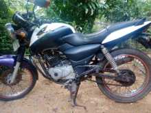 Bajaj Pulsar 180 2004 Motorbike