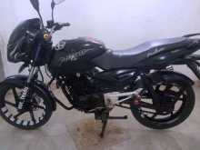 https://riyasewana.com/uploads/bajaj-pulsar-180-181316444292.jpg