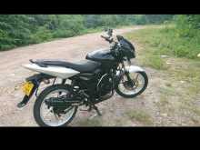 https://riyasewana.com/uploads/bajaj-pulsar-180-1821394713713.jpg