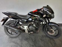 https://riyasewana.com/uploads/bajaj-pulsar-180-18250036755.jpg